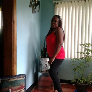 Meet your Posher, Liz